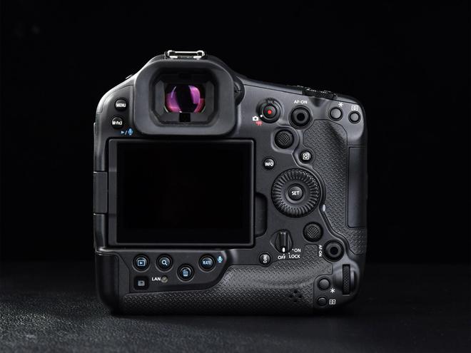 EOS R1旗舰微单相机深度评测j9九游会登录为极限而生 佳能(图24)